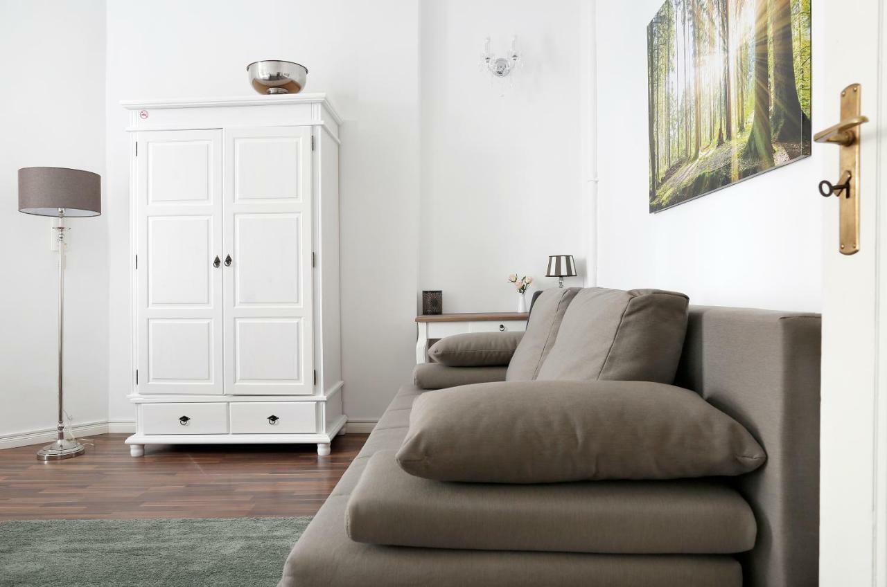 Droy By Rockchair Apartments L Superhost Status L 2 Bedroom Boxspringbeds Next To Center "Kurfuerstendamm" - Cozy Family & Business Flair Welcomes You! Берлин Экстерьер фото